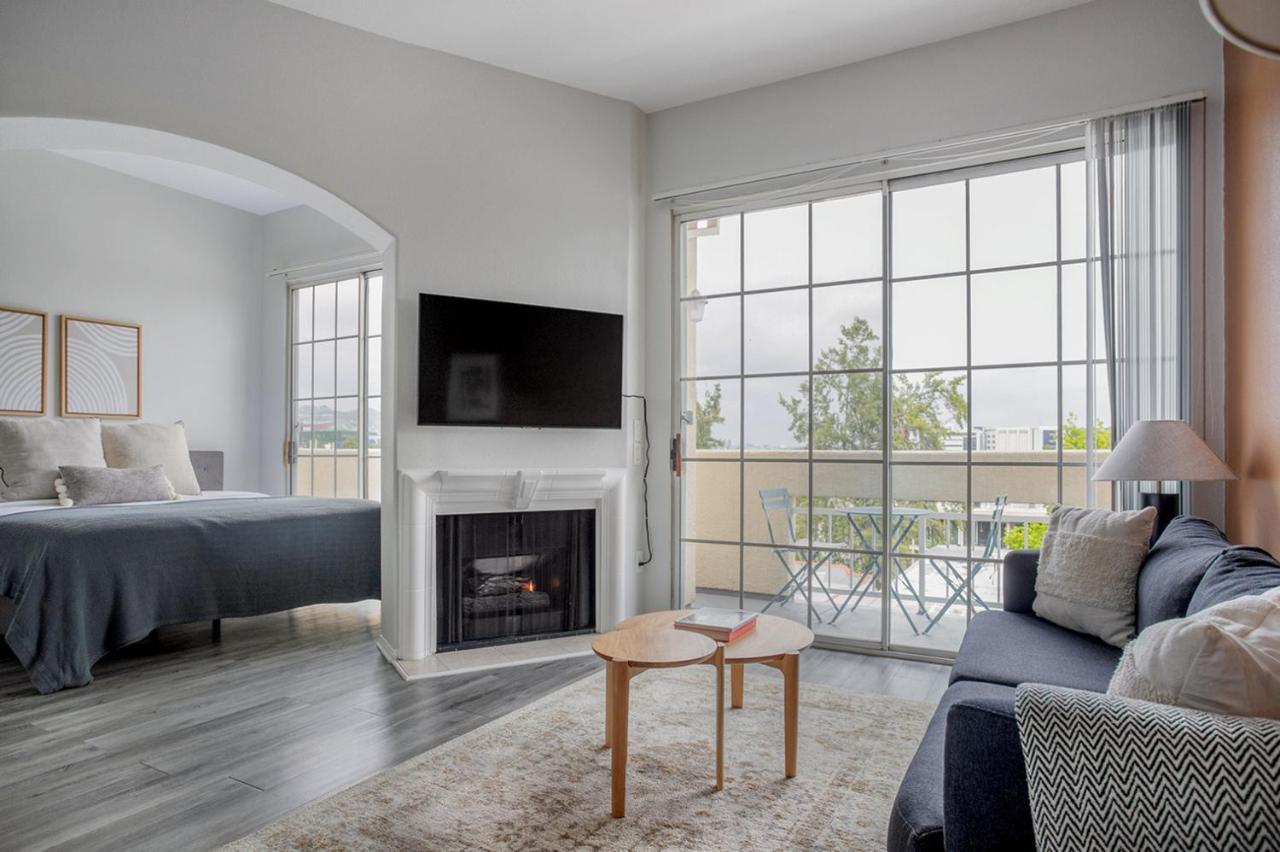 Beverly Hills Jr 1br Nr Shops Groceries Lax-1062 Apartment Los Angeles