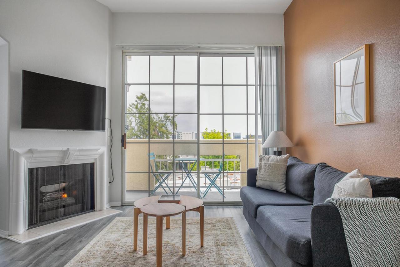 Beverly Hills Jr 1br Nr Shops Groceries Lax-1062 * Los Angeles