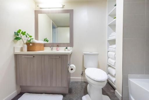 1500 Sq Foot, 3 Bed Loft In Dtla Apartment *