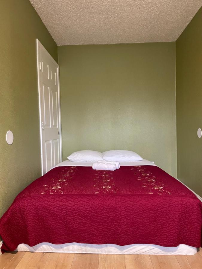 Private In Angeles With Ac, Wifi, Smart Tv, Work Desk Near Sofi Stadium Hospedagem domiciliar Los Angeles