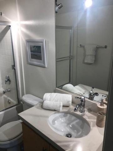 Apartamento The Palomino - Modern, Stylish, Secure Entry, Spacious With 2 Master Bedrooms, Wlk To Pier Los Angeles