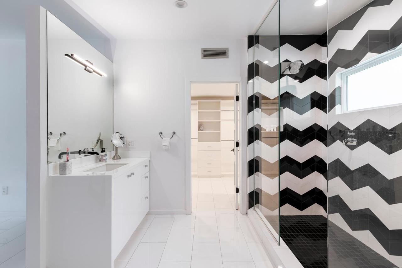 $3m Modern Hollywood New Construction Oasis