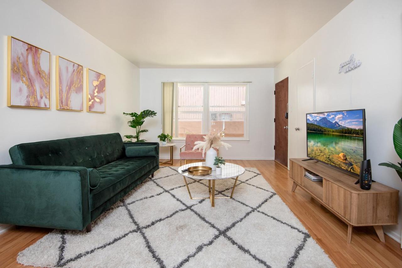 Apartment Elegance And Comfort In Prime La Location *
