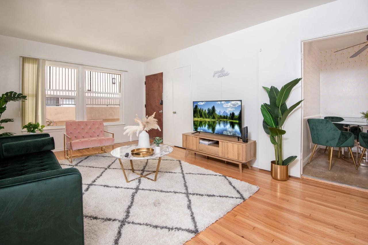 Elegance And Comfort In Prime La Location *