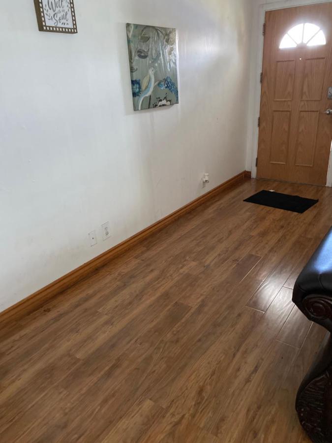 House & Rv Near Lax Homestay
