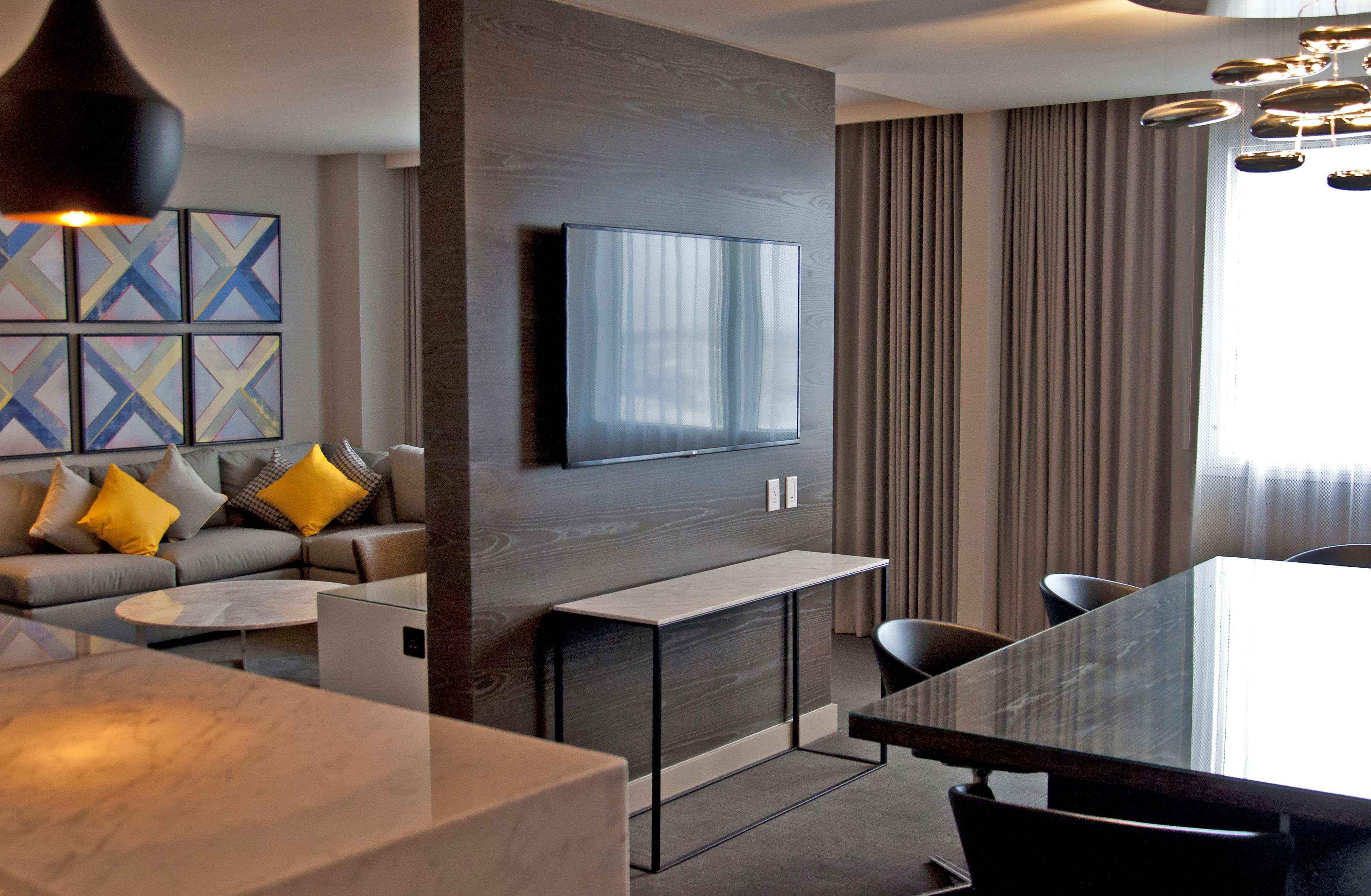 Hyatt Regency Angeles International Airport Los Angeles