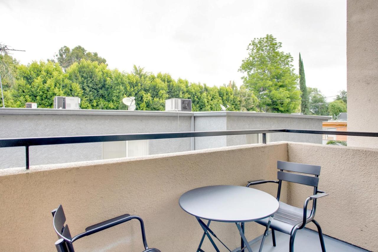 Sherman Oaks 2br W Wd Nr Wf Tj Lax-778
