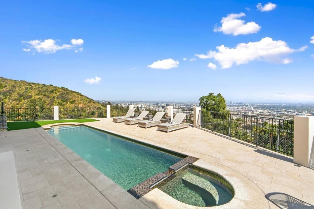 Hollywood Hills Luxury Spanish Estate With Pool & Views *