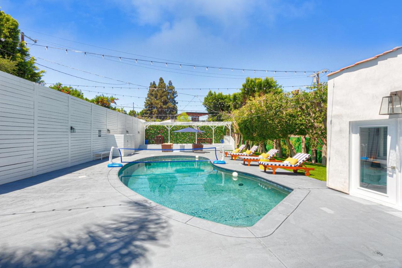Bed & Breakfast Contemporary With Pool Sleeps 10
