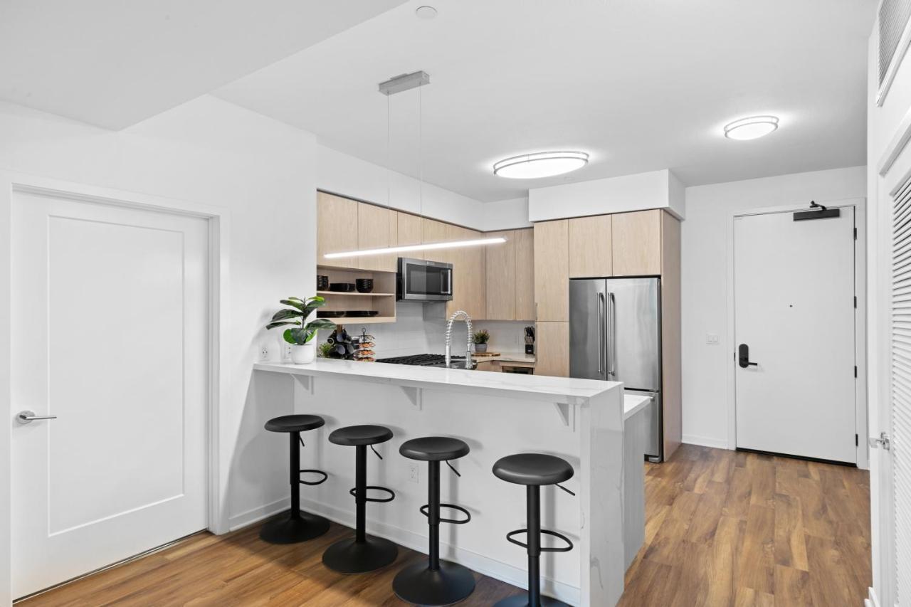 Beverly Grove Chic Oasis 2 Bedroom With Den 138 Aparthotel *