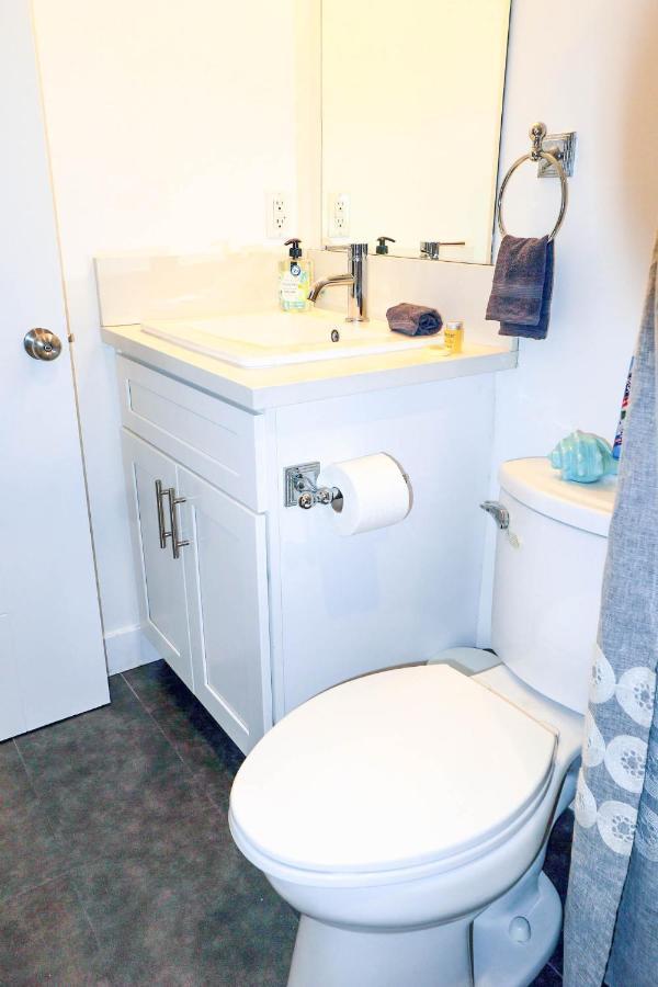 Holiday home 4br/4br Modern House At Mid-city