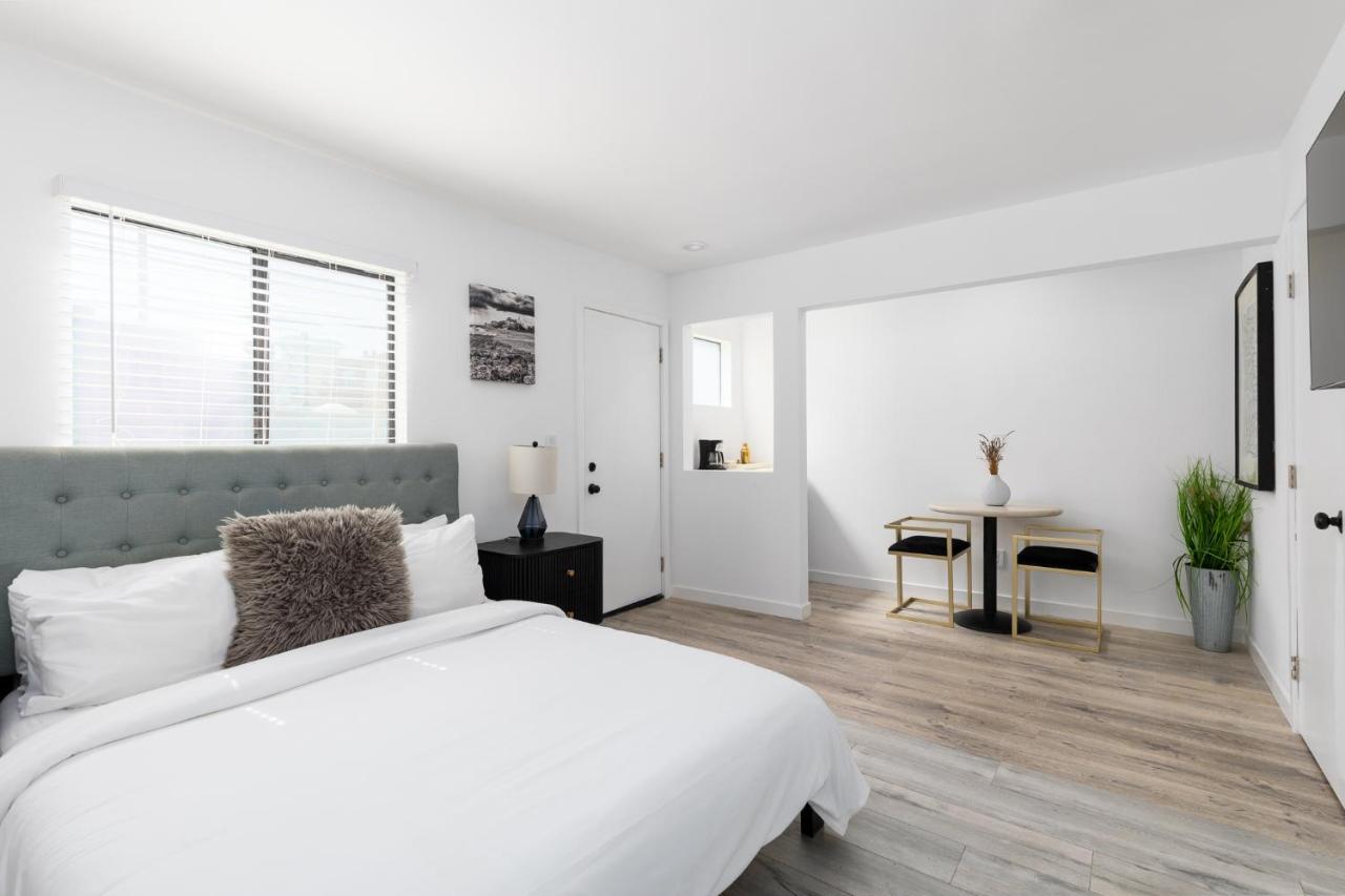 Sunny Studio In The Heart Of Venice - B Los Angeles