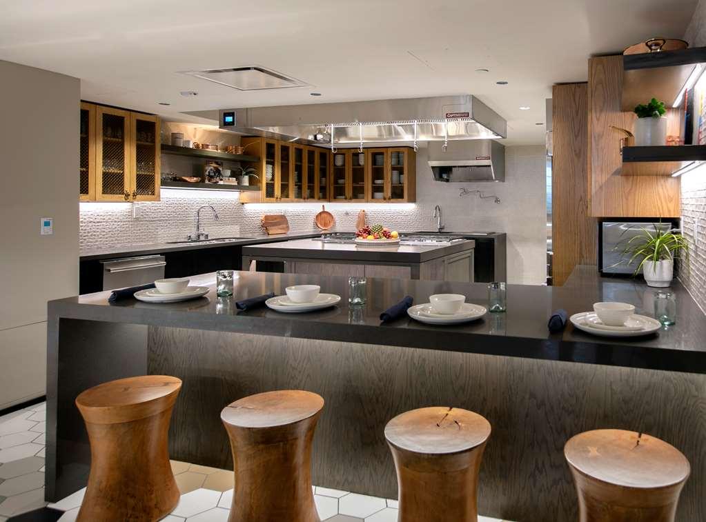 The Wayfarer Downtown La Tapestry Collection By Hilton 4* Los Angeles