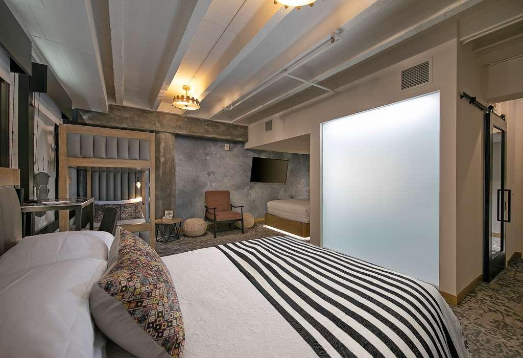 The Wayfarer Downtown La Tapestry Collection By Hilton Hotel 4*