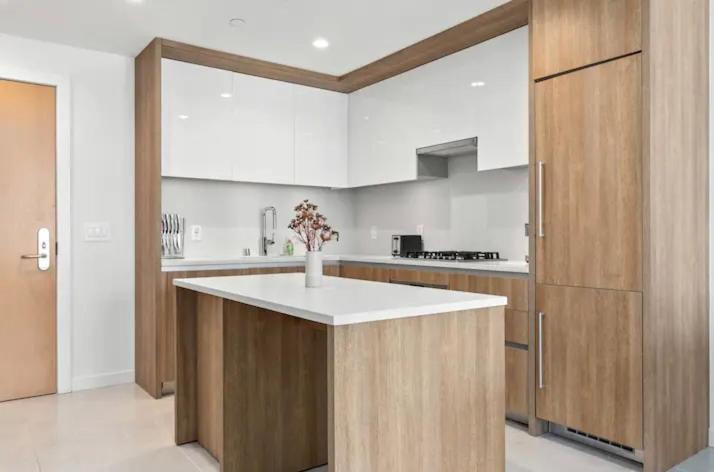 Downtown Luxury Apartment Los Angeles