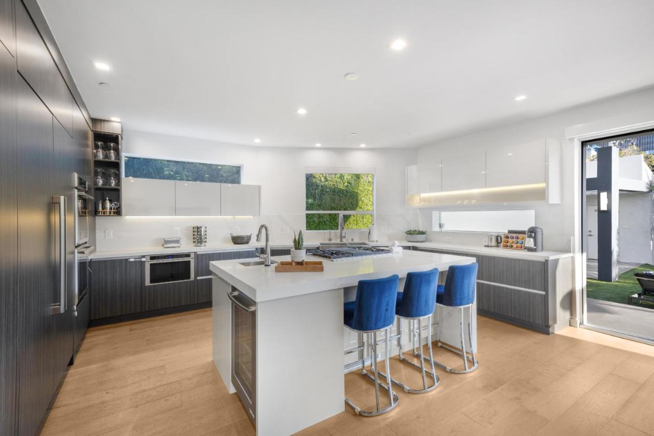 Apartment Lindenhurst Los Angeles