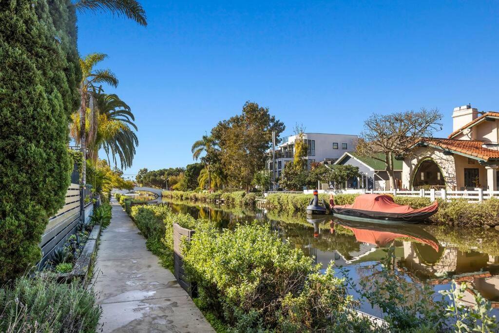 Elegant Mediterranean Waterfront *