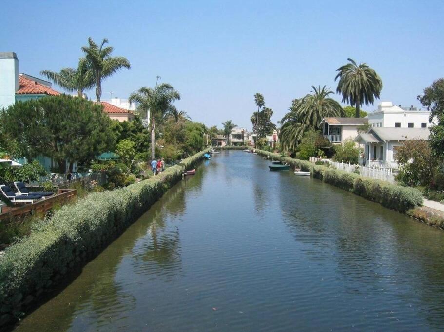 Elegant Mediterranean Waterfront * Los Angeles