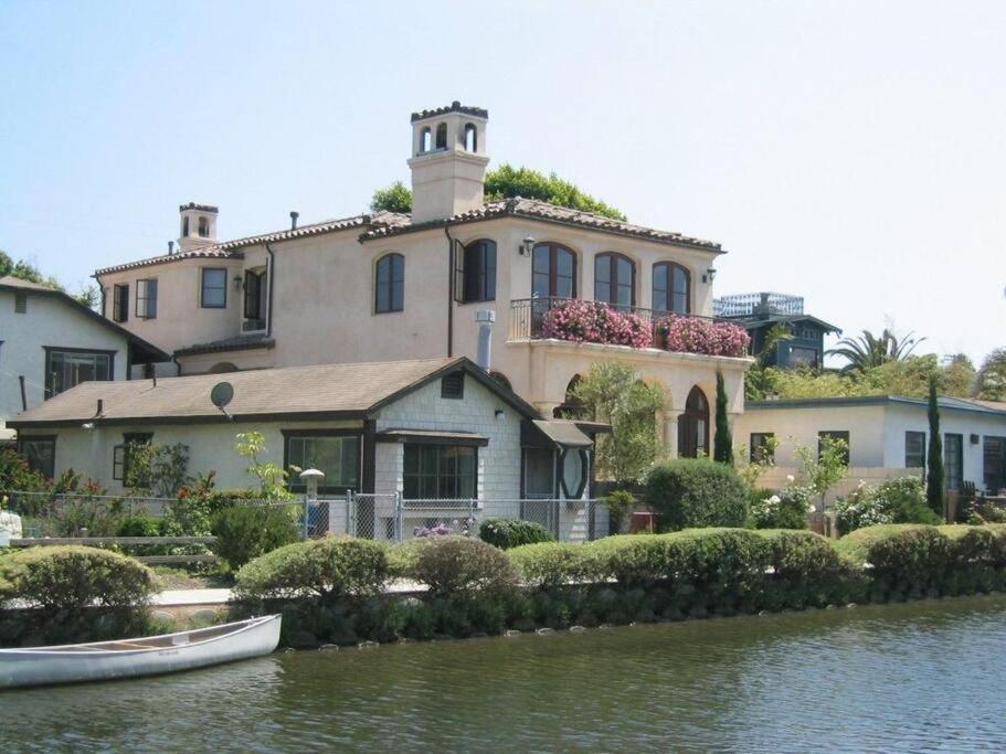 Elegant Mediterranean Waterfront Los Angeles