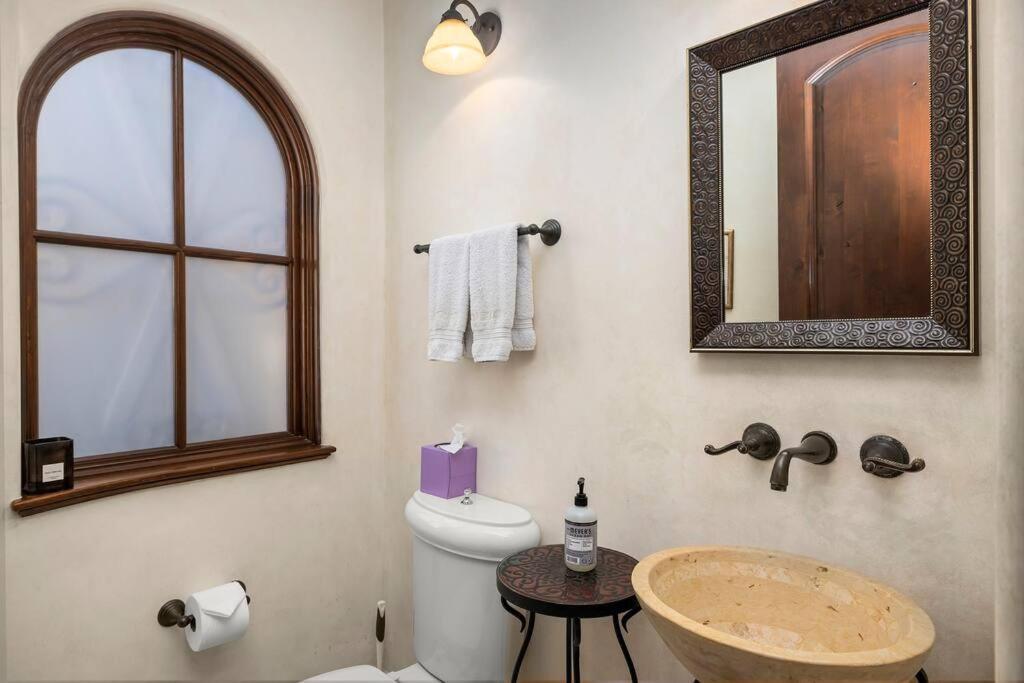 Elegant Mediterranean Waterfront * Los Angeles