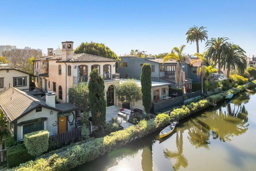 Elegant Mediterranean Waterfront