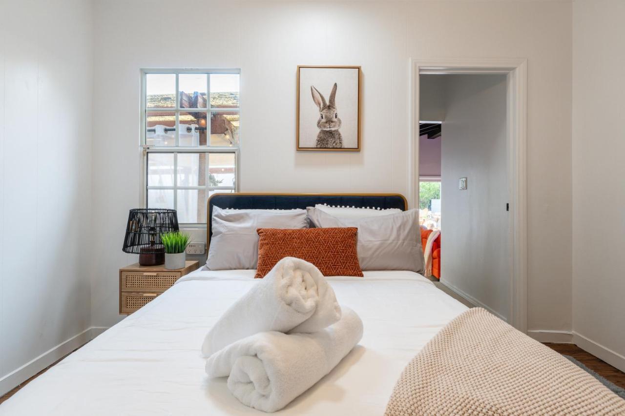 Angel&Rose Universal Hollywood Heated Pool House King Bed Holiday home