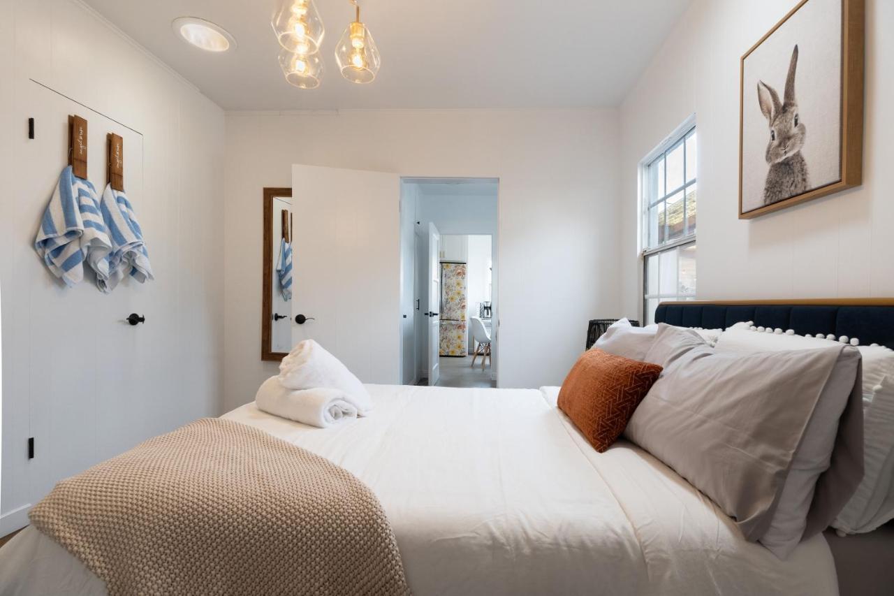 Angel&Rose Universal Hollywood Heated Pool House King Bed Los Angeles