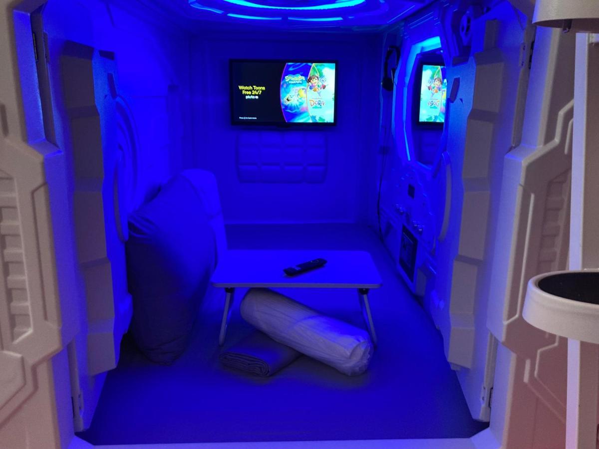 Podlife Capsule hotel *