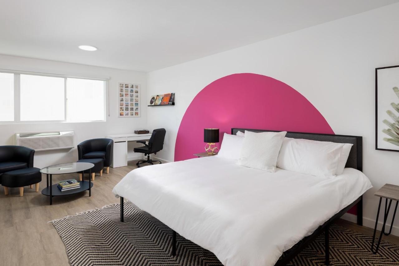 Aparthotel Fenix Hollywood