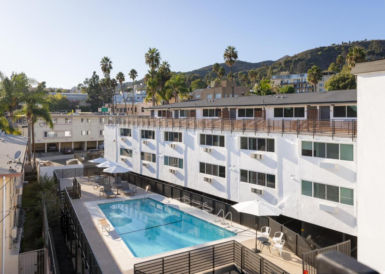 Fenix Hollywood Aparthotel *