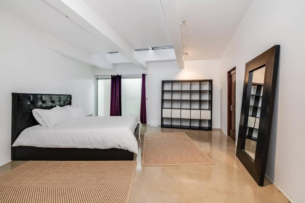 Jetliner 180' City/ocean Views! Huge Sauna/steam! *