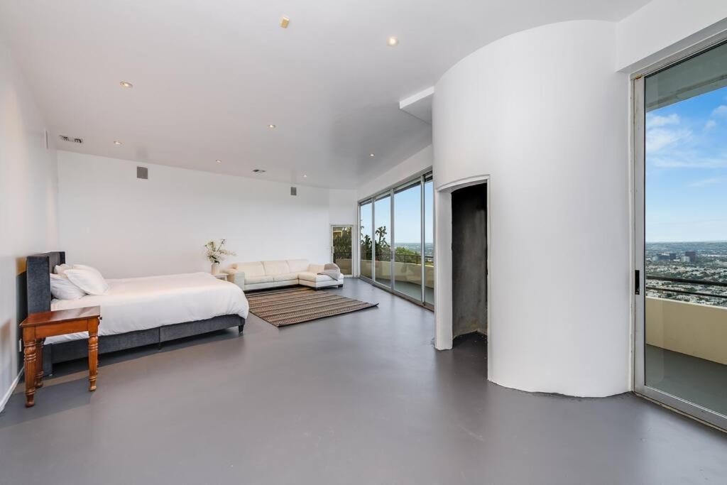 Jetliner 180' City/ocean Views! Huge Sauna/steam! Los Angeles