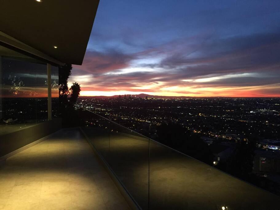 Jetliner 180' City/ocean Views! Huge Sauna/steam! Villa Los Angeles