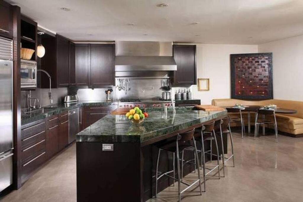 Villa Jetliner 180' City/ocean Views! Huge Sauna/steam! Los Angeles