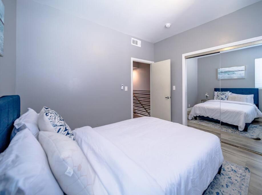 4bd Townhome Sleeps 10 Near Usc/dtla/expo