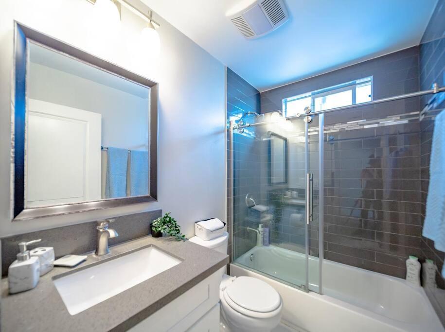 4bd Townhome Sleeps 10 Near Usc/dtla/expo Los Angeles