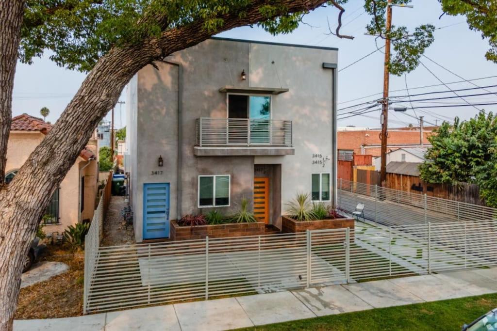 4bd Townhome Sleeps 10 Near Usc/dtla/expo * Los Angeles