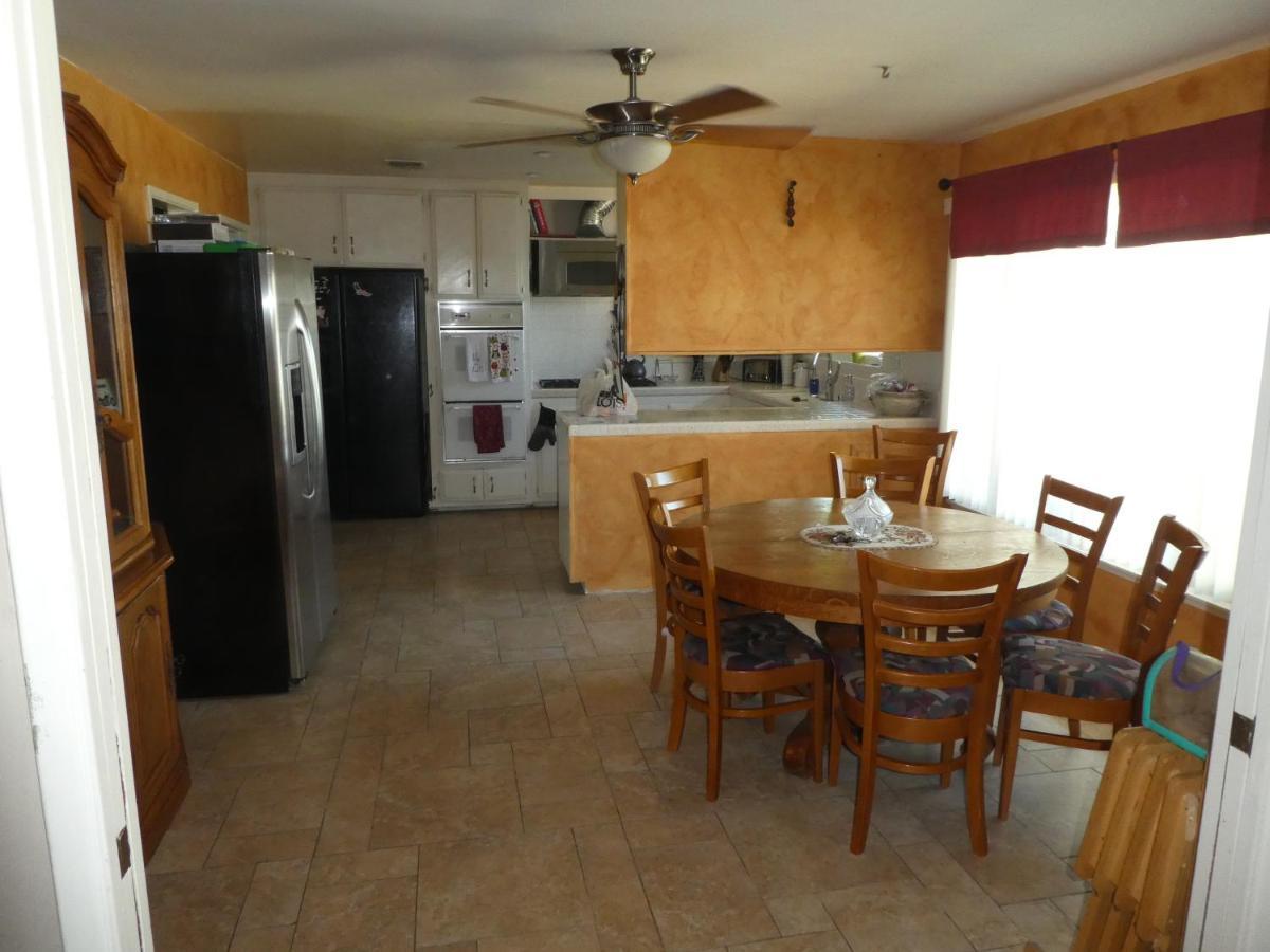 Homestay Nice Northridge 4-2-2 Pool Near Csun And Pierce College