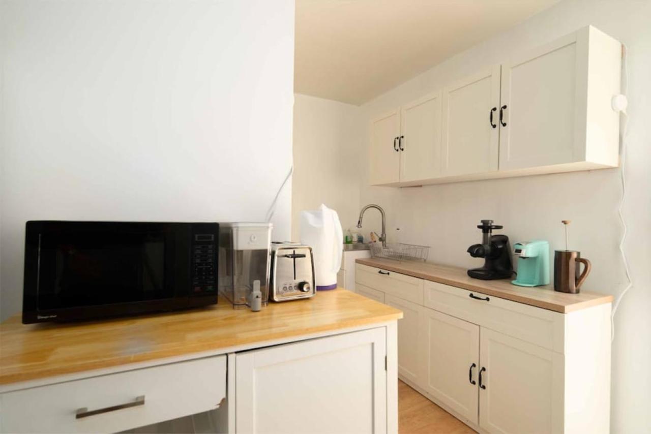 Melrose 4 Bd W Pool Jacuzzi Bbq Holiday home Los Angeles