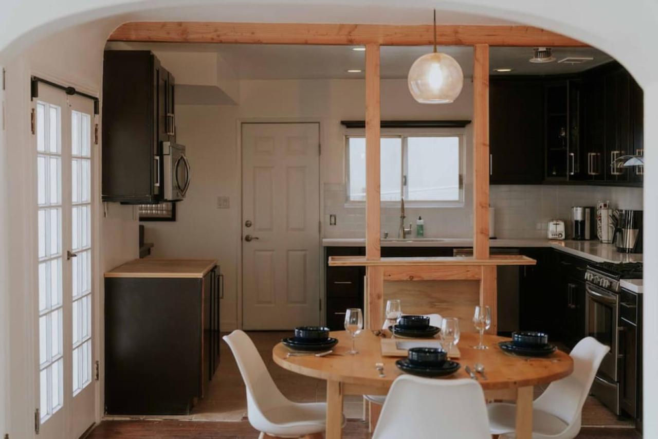 Melrose 4 Bd W Pool Jacuzzi Bbq Holiday home Los Angeles