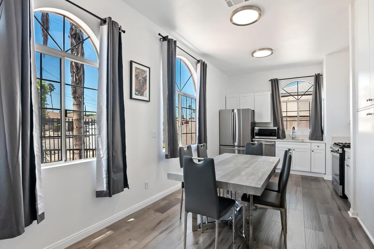 Private 1bedroom For Rent In A 3bedroom 2bath Unit To Share With Roommate Los Angeles