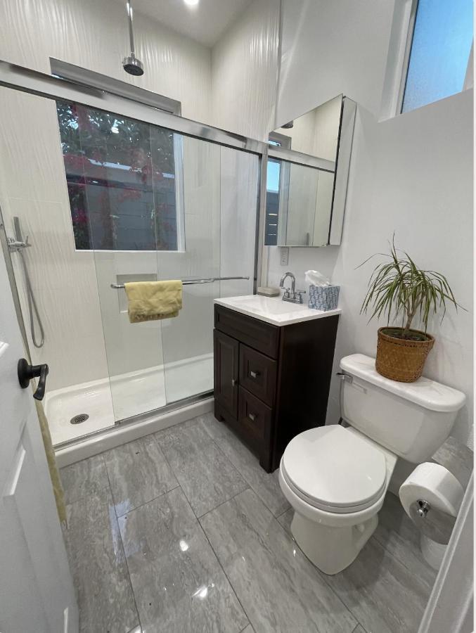 Getaway In Private Garden Terrace W Luxury Amenities Pousada