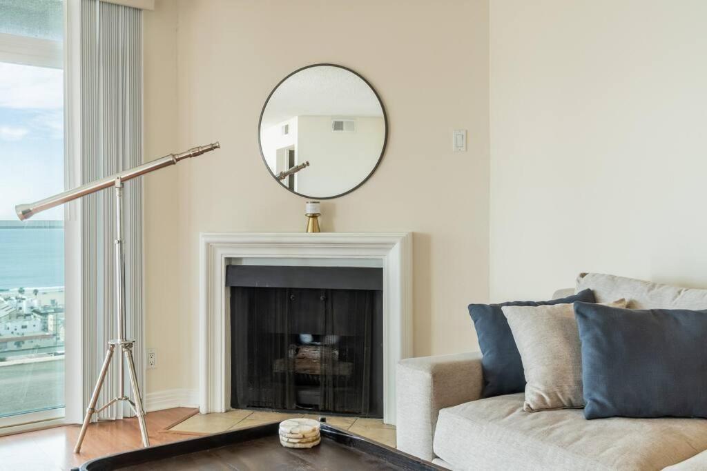 Panoramic Penthouse Venice/ Marina Del Rey. Apartamento