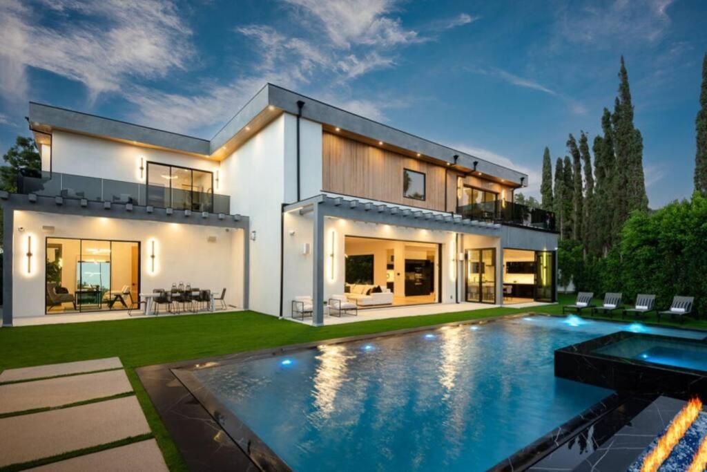 Holiday home ৎ୭ Hollywood Sign View Manor Lux ৎ୭