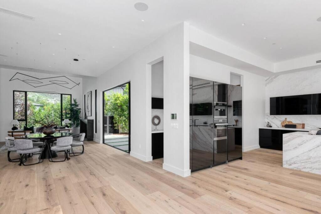 ৎ୭ Hollywood Sign View Manor Lux ৎ୭