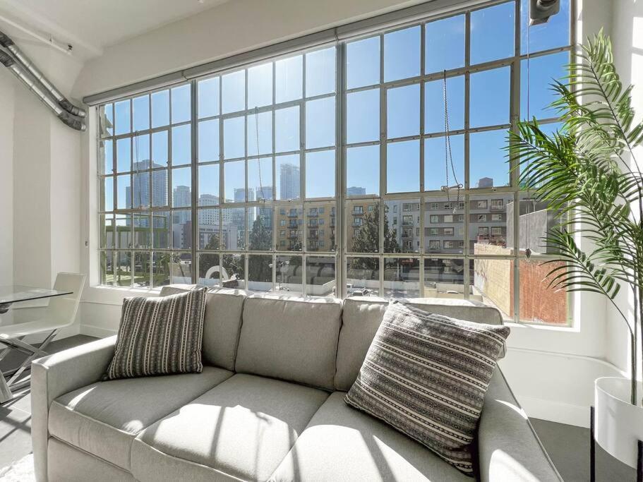 Apartment Modern Loft In Dtla - Rooftop Pool & Free Parking! Los Angeles