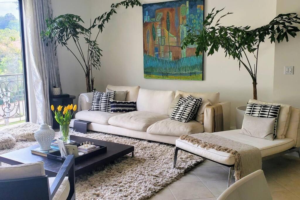 Stylish Pacific Palisades Gem Los Angeles