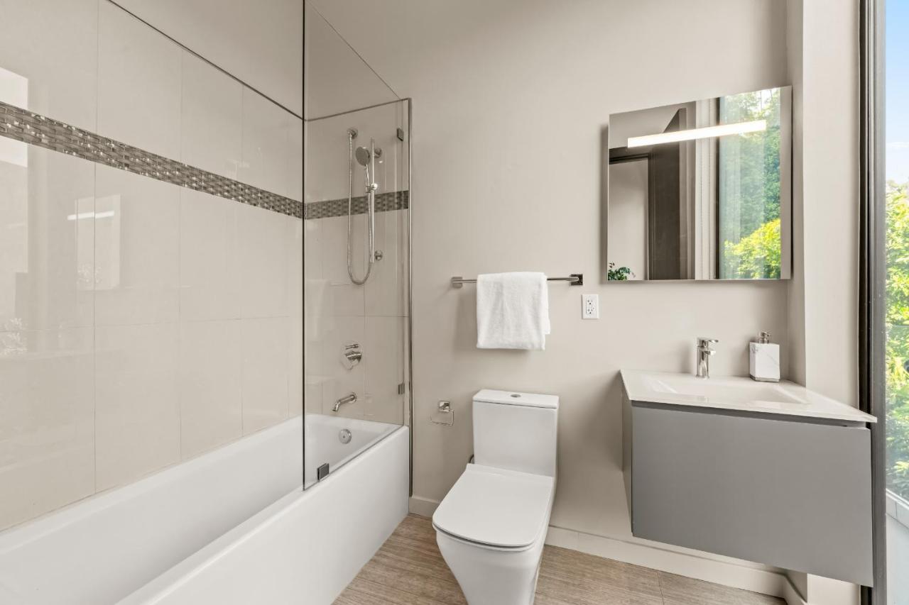 Apartment Coldwater Canyon Los Angeles