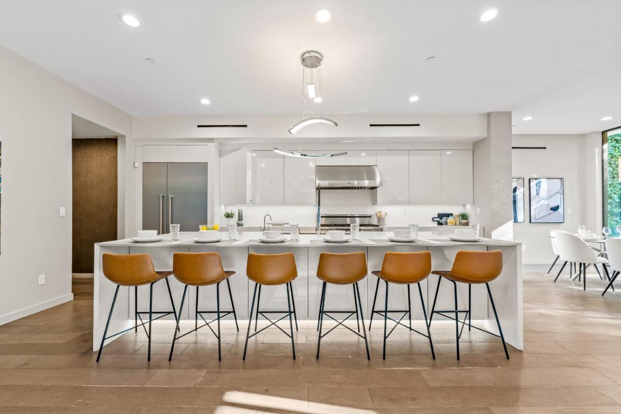 Coldwater Canyon Apartment Los Angeles