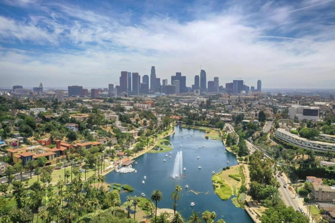 Spacious Getaway @ Echo Park Ranch - Luxury Indoor/ Outdoor Steps From Sunset Blvd, Echo Park Lake, Dodgers Stadium Los Angeles